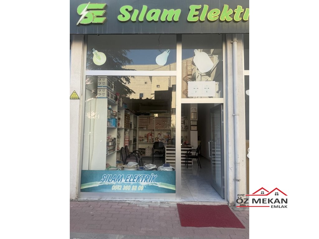 Bor Meydan Borneva Otel Arkası Dükkan